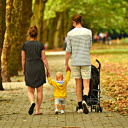 Family walking  screen for extension Chrome web store in OffiDocs Chromium