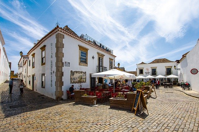 Descarga gratuita Faro Algarve Portugal - foto o imagen gratuita para editar con el editor de imágenes en línea GIMP