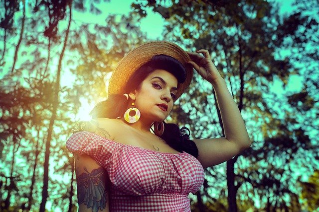 Free download fashion pinup woman cowboy hat hat free picture to be edited with GIMP free online image editor