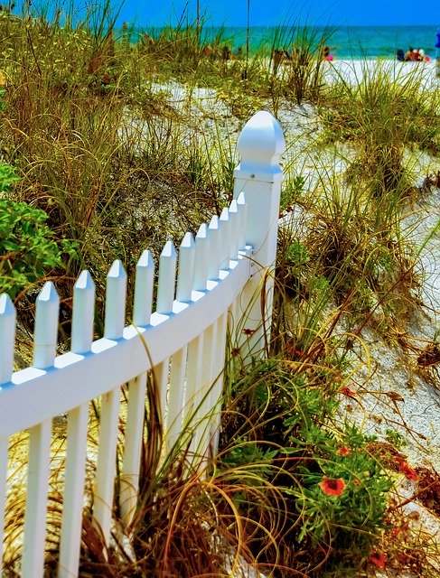 Descărcare gratuită Fence Sand Beach - fotografie sau imagini gratuite pentru a fi editate cu editorul de imagini online GIMP