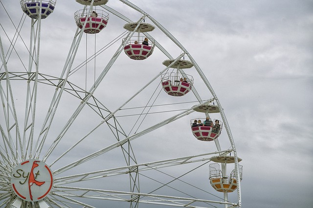 Free graphic ferris wheel amusement park ride to be edited by GIMP free image editor by OffiDocs