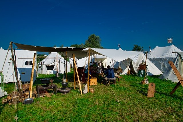 Gratis download Field Camp Viking Tent Middle - gratis foto of afbeelding om te bewerken met GIMP online afbeeldingseditor