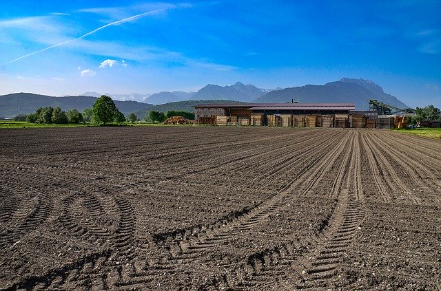 Muat turun percuma templat foto percuma Field Earth Landscape untuk diedit dengan editor imej dalam talian GIMP