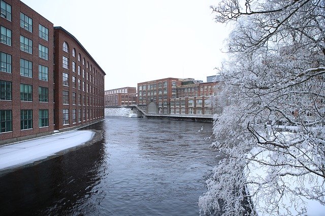 Бесплатно скачайте бесплатный шаблон фотографии Finnish Tampere Industry для редактирования с помощью онлайн-редактора изображений GIMP