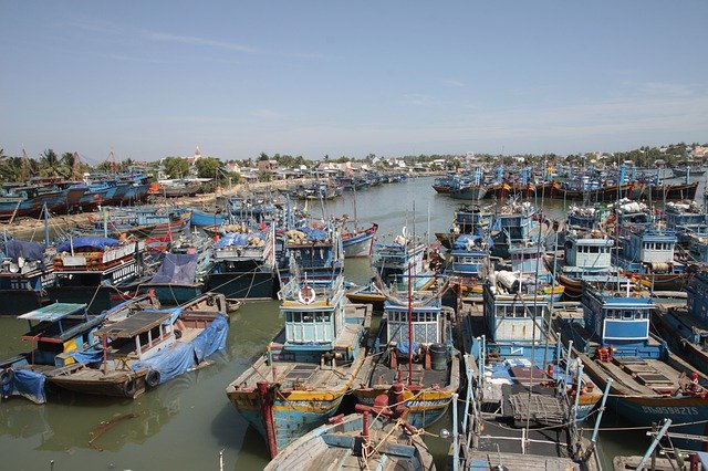 Безкоштовно завантажте Fishing Boat Go Port — безкоштовну фотографію чи зображення для редагування за допомогою онлайн-редактора зображень GIMP