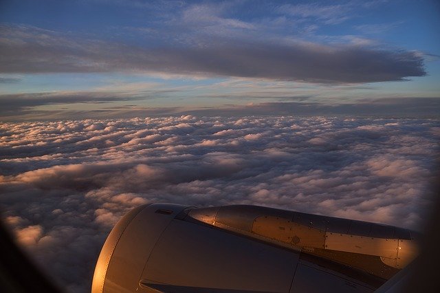 Descarga gratuita Flight Sunrise Sun - foto o imagen gratuita para editar con el editor de imágenes en línea GIMP