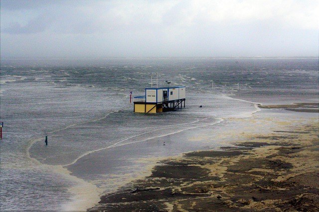 Free download flood storm ocean tide north sea free picture to be edited with GIMP free online image editor