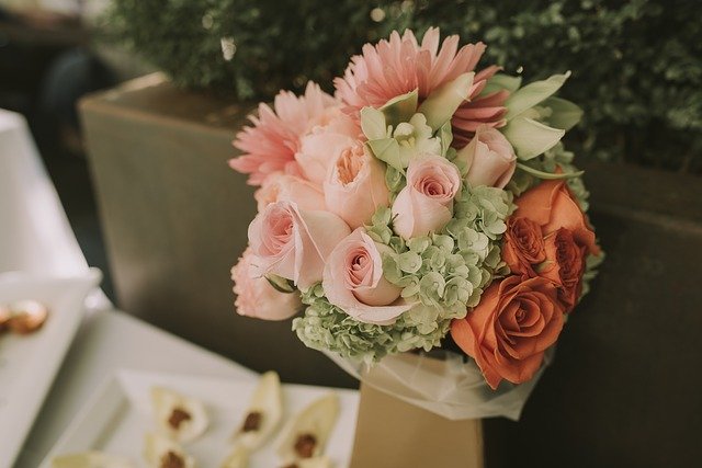 സൗജന്യ ഡൗൺലോഡ് Floral Bouquet Pink - GIMP ഓൺലൈൻ ഇമേജ് എഡിറ്റർ ഉപയോഗിച്ച് എഡിറ്റ് ചെയ്യാവുന്ന സൗജന്യ ഫോട്ടോയോ ചിത്രമോ