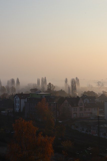 הורדה חינם Foggy Morning Sky - תמונה או תמונה בחינם לעריכה עם עורך התמונות המקוון GIMP