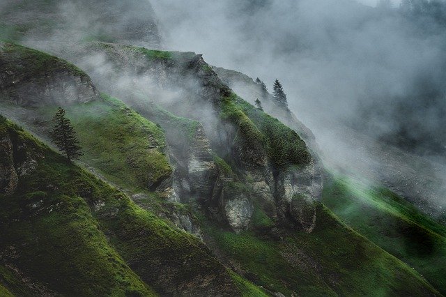 Phong cảnh thiên nhiên sương mù của OffiDocs cho văn phòng