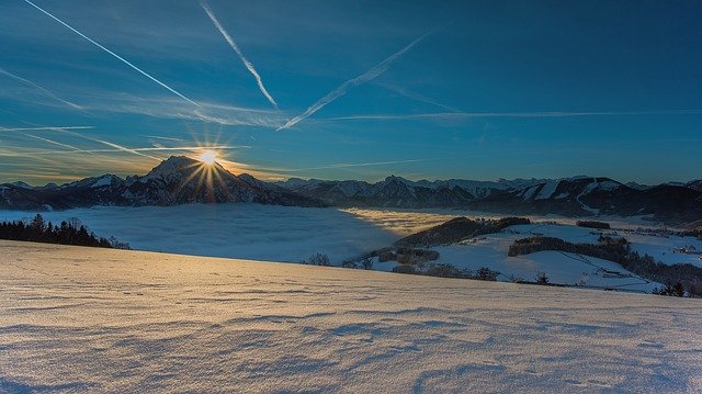 Téléchargement gratuit Fog Sea Of Mountains - photo ou image gratuite à éditer avec l'éditeur d'images en ligne GIMP