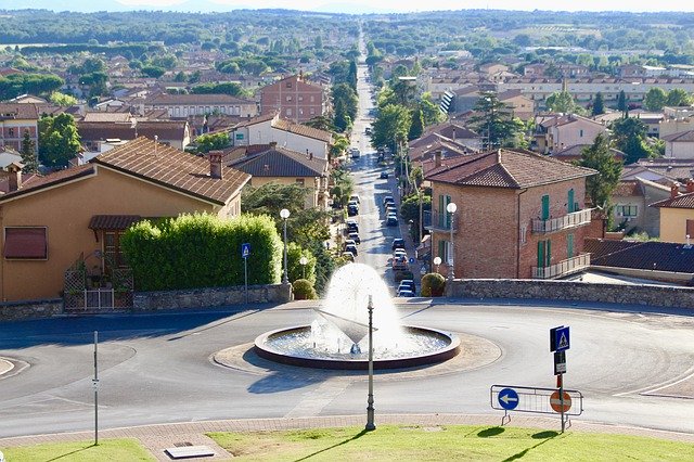 Free download Fontana Castiglione Del Lago -  free photo or picture to be edited with GIMP online image editor