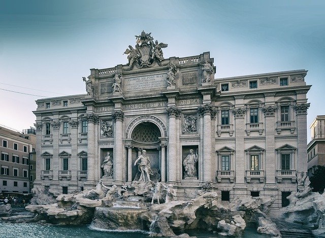 Download gratuito Fontana Di Trevi Roma Italia - foto o immagine gratis da modificare con l'editor di immagini online di GIMP