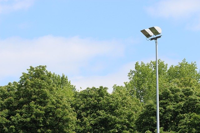 Bezpłatne pobieranie Football Flood Light Stadium - bezpłatne zdjęcie lub obraz do edycji za pomocą internetowego edytora obrazów GIMP