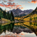 Forest on both sides of the lake  screen for extension Chrome web store in OffiDocs Chromium
