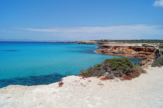 Scarica gratuitamente Formentera Summer Sea: foto o immagine gratuita da modificare con l'editor di immagini online GIMP