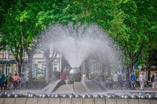 Скачать бесплатно Fountain Water Park - бесплатное фото или изображение для редактирования с помощью онлайн-редактора изображений GIMP