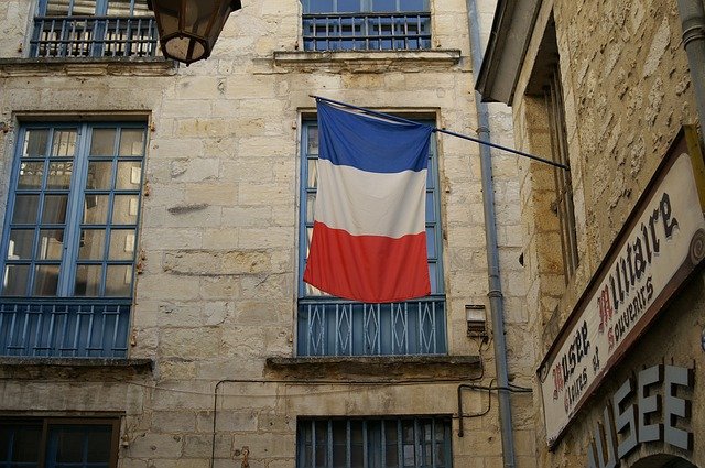 免费下载法国国旗巴黎法国国家免费图片以使用 GIMP 免费在线图像编辑器进行编辑