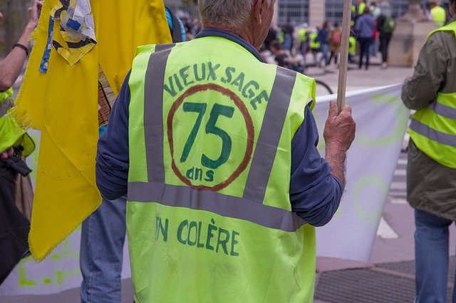 Free download France Yellow Vests Event -  free photo or picture to be edited with GIMP online image editor