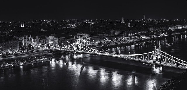 Descărcare gratuită Freedom Bridge - fotografie sau imagini gratuite pentru a fi editate cu editorul de imagini online GIMP