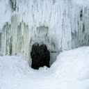 Frozen mountain cave  screen for extension Chrome web store in OffiDocs Chromium