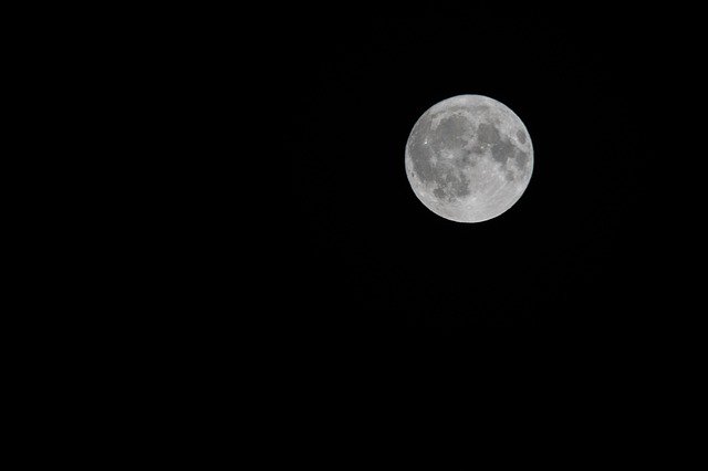 Gratis download Full Moon Night - gratis foto of afbeelding om te bewerken met GIMP online afbeeldingseditor