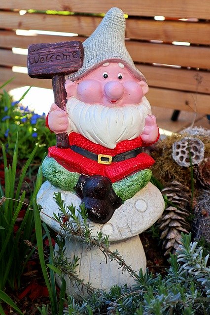 Free download Garden Gnome Welcome -  free photo or picture to be edited with GIMP online image editor