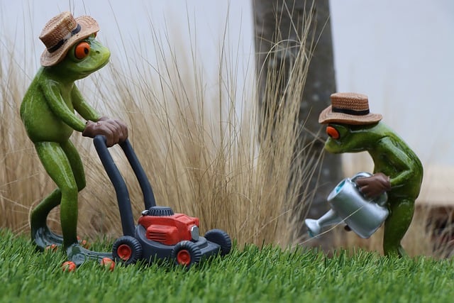 Free download garden professionals gardener free picture to be edited with GIMP free online image editor