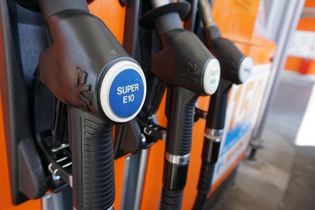 Free graphic gas pump petrol stations refuel to be edited by GIMP free image editor by OffiDocs