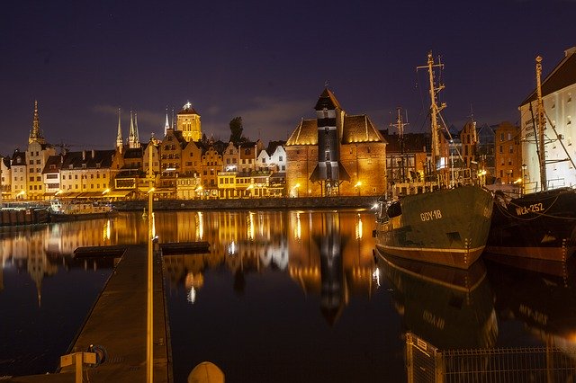 Téléchargement gratuit de la rivière Gdańsk Motlawa - photo ou image gratuite à éditer avec l'éditeur d'images en ligne GIMP