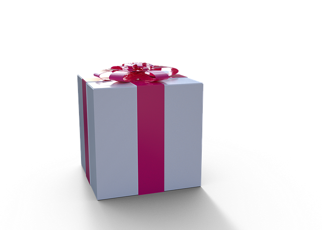 Free download Gift Valentine Wedding -  free illustration to be edited with GIMP free online image editor