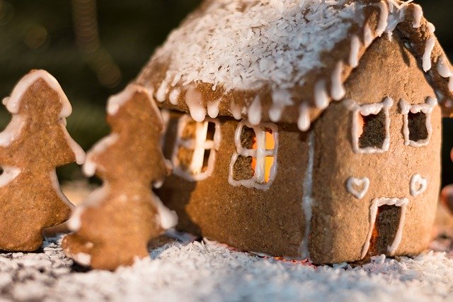 Gratis download Gingerbread House - gratis gratis foto of afbeelding om te bewerken met GIMP online afbeeldingseditor