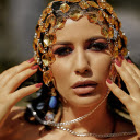 Girl and gemstone jewelry  screen for extension Chrome web store in OffiDocs Chromium