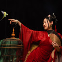 Girl and parrot  screen for extension Chrome web store in OffiDocs Chromium