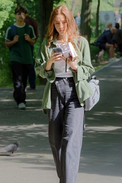 Free download girl casual phone book purse free picture to be edited with GIMP free online image editor