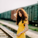 Girl in yellow dress  screen for extension Chrome web store in OffiDocs Chromium