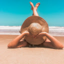 Girl lying on the sand  screen for extension Chrome web store in OffiDocs Chromium