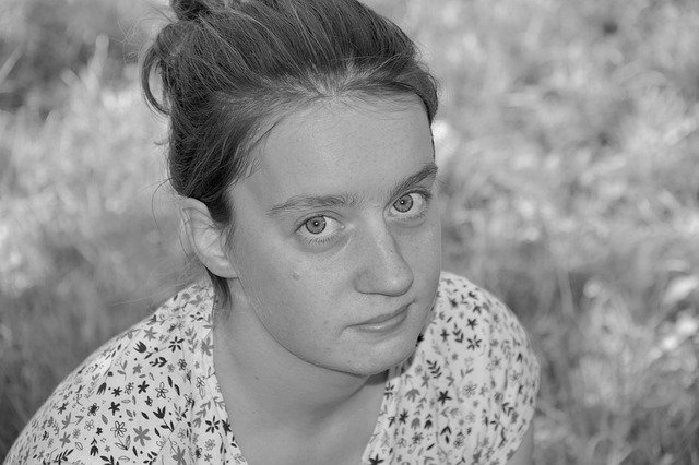 Download gratuito Girl Portrait Face Young - foto o immagine gratuita da modificare con l'editor di immagini online di GIMP