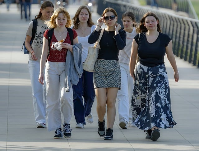 Free download girls group casual walking alley free picture to be edited with GIMP free online image editor