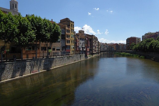 Unduh gratis Girona Spain - foto atau gambar gratis untuk diedit dengan editor gambar online GIMP