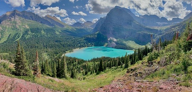 Téléchargement gratuit de Glacier Lake Mountain - photo ou image gratuite à éditer avec l'éditeur d'images en ligne GIMP