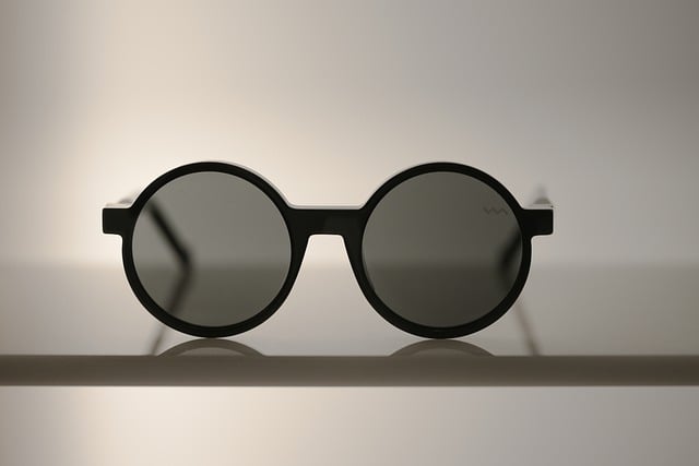دانلود رایگان عکس عینک شیشه ای قفسه بینایی سنجی برای ویرایش با ویرایشگر تصویر آنلاین رایگان GIMP