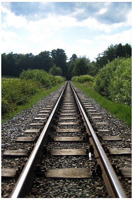 Free download Gleise Train Railway -  free photo or picture to be edited with GIMP online image editor