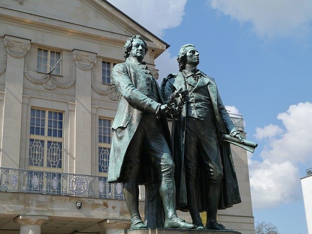 Download grátis do Monumento Goethe Schiller - foto ou imagem grátis para ser editada com o editor de imagens online GIMP