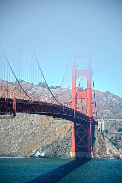 Descarga gratuita Golden Gate Bridge Suspension: foto o imagen gratuita para editar con el editor de imágenes en línea GIMP