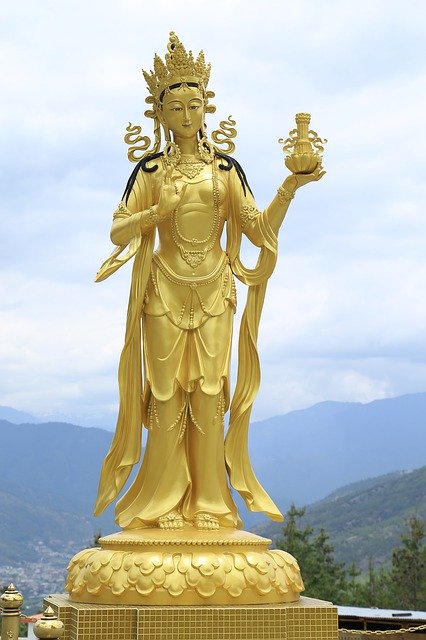 Kostenloser Download Gold Statue Goddess - kostenloses Foto oder Bild zur Bearbeitung mit GIMP Online-Bildbearbeitung