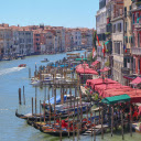 Gondolas on Water in Venice, France  screen for extension Chrome web store in OffiDocs Chromium