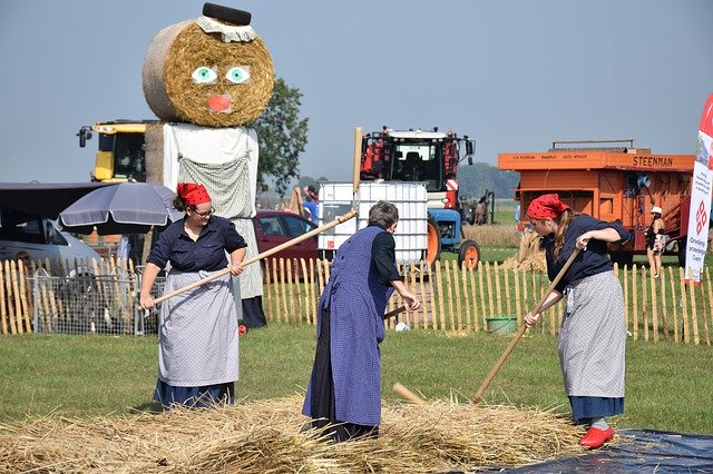 Descărcare gratuită Grain Women Tear - fotografie sau imagine gratuită pentru a fi editată cu editorul de imagini online GIMP