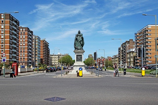 Téléchargement gratuit de Grand Avenue Hove Queen Victoria - photo ou image gratuite à éditer avec l'éditeur d'images en ligne GIMP