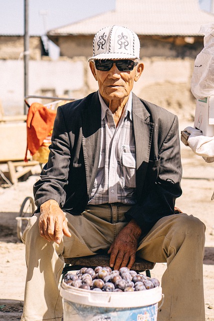 Free download grandfather dealer turkestan free picture to be edited with GIMP free online image editor
